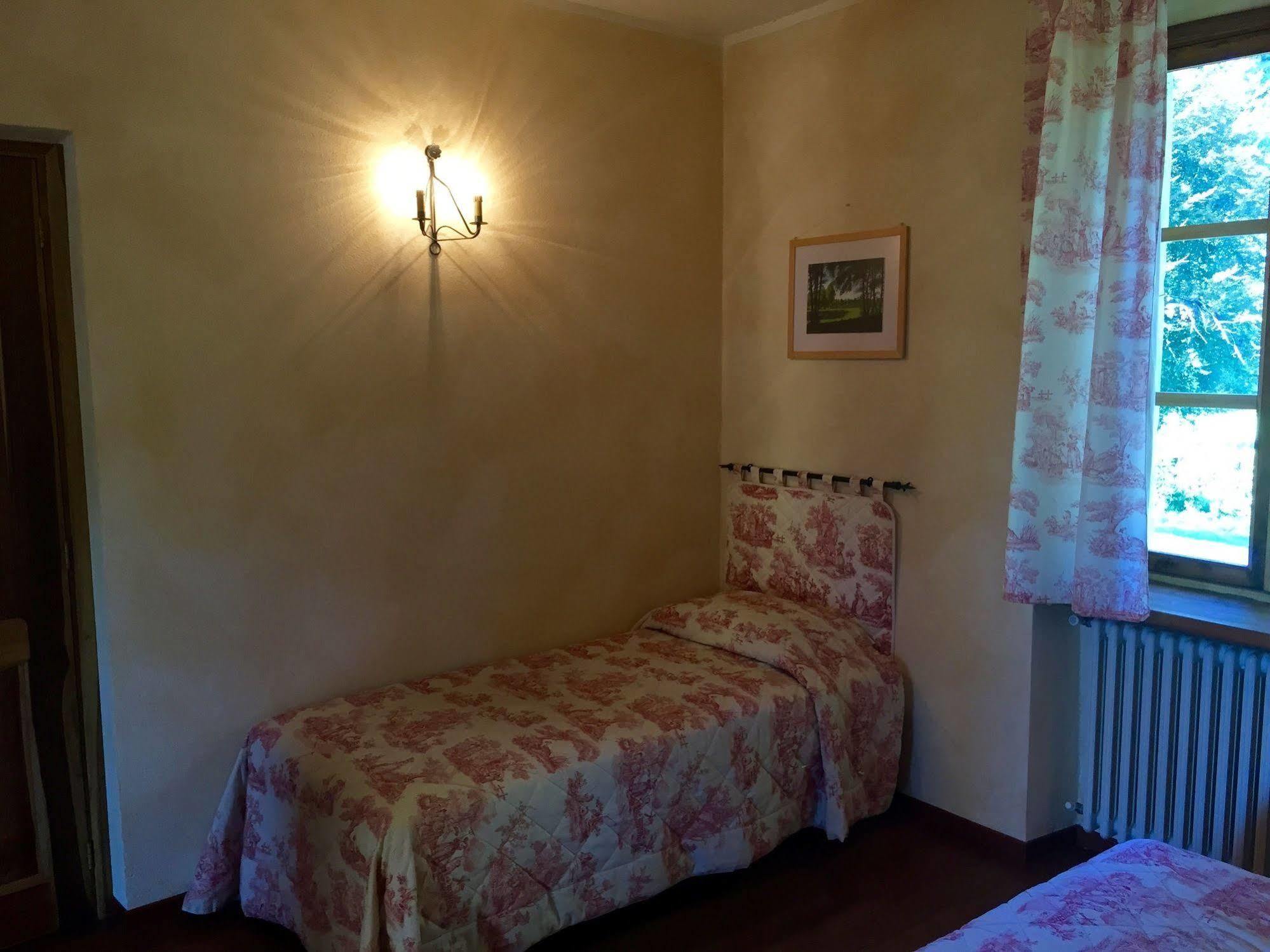 Le 5 Frecce Villa Cavour ภายนอก รูปภาพ